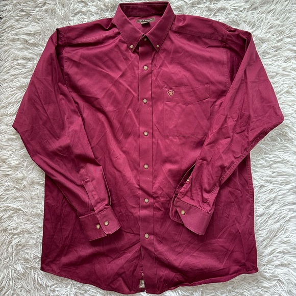 Ariat Other - Ariat Men’s Button Up Shirt Classic Fit Size Large Maroon Red